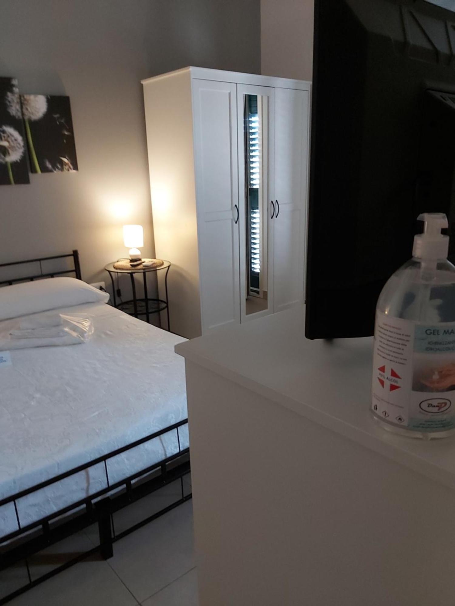 B&B Passione Del Sud レッチェ 部屋 写真